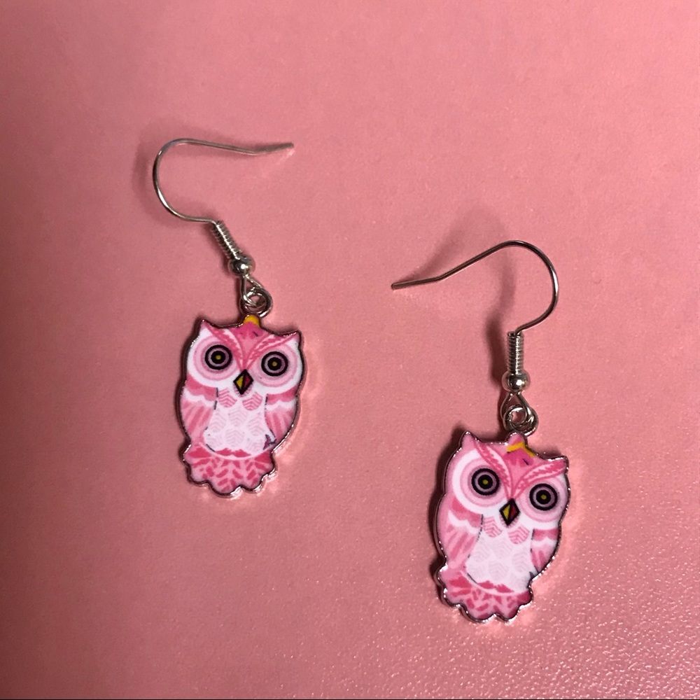 4/$10!!Pink Owl dangle earrings